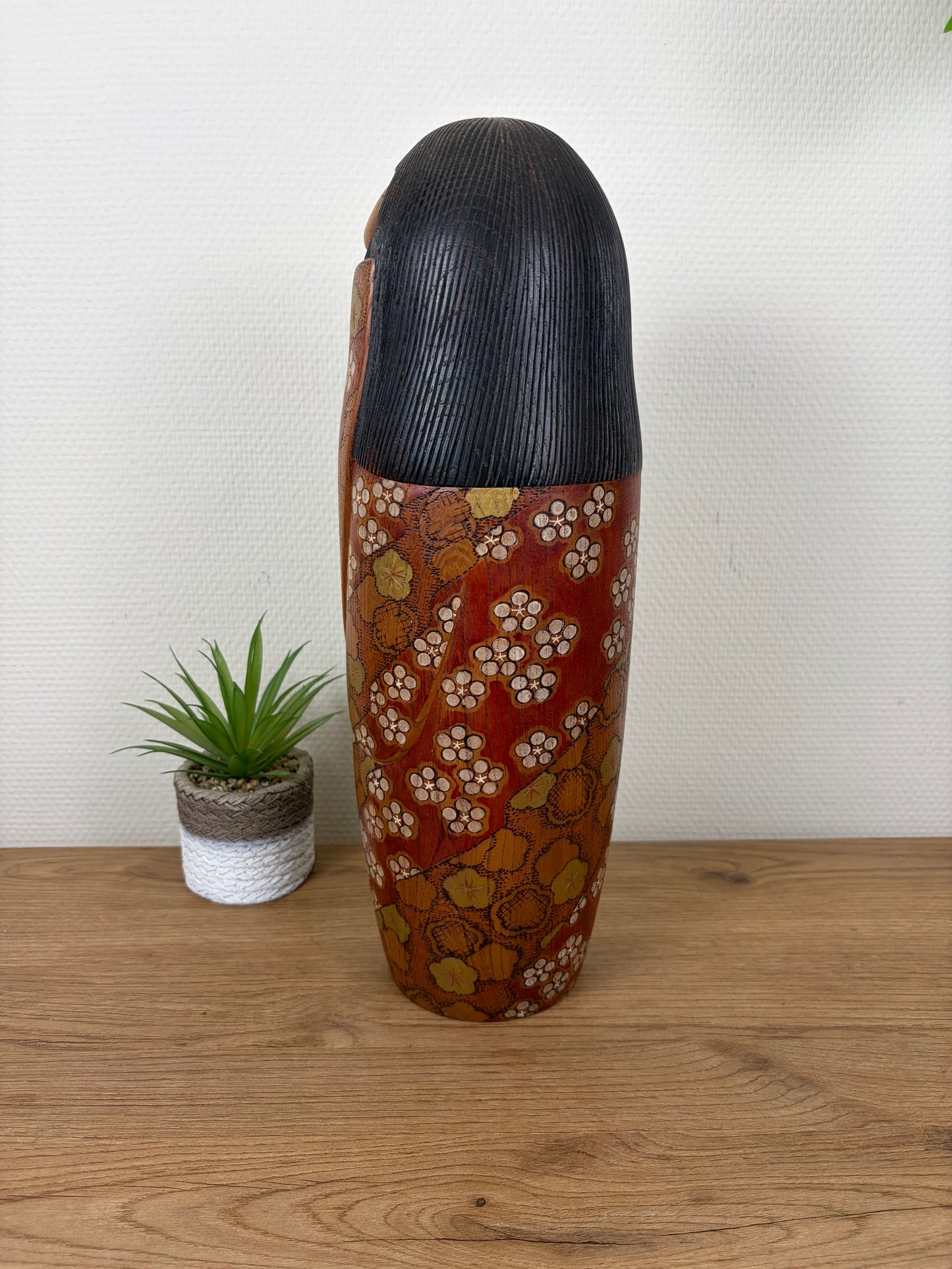 Exclusive vintage kokeshi by Miyagawa Kunio (1933-)