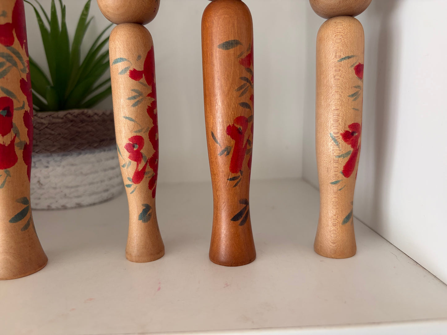 Vintage set of six Yamagata kokeshi with hat by Seijiro Kobayashi (1918-2015)