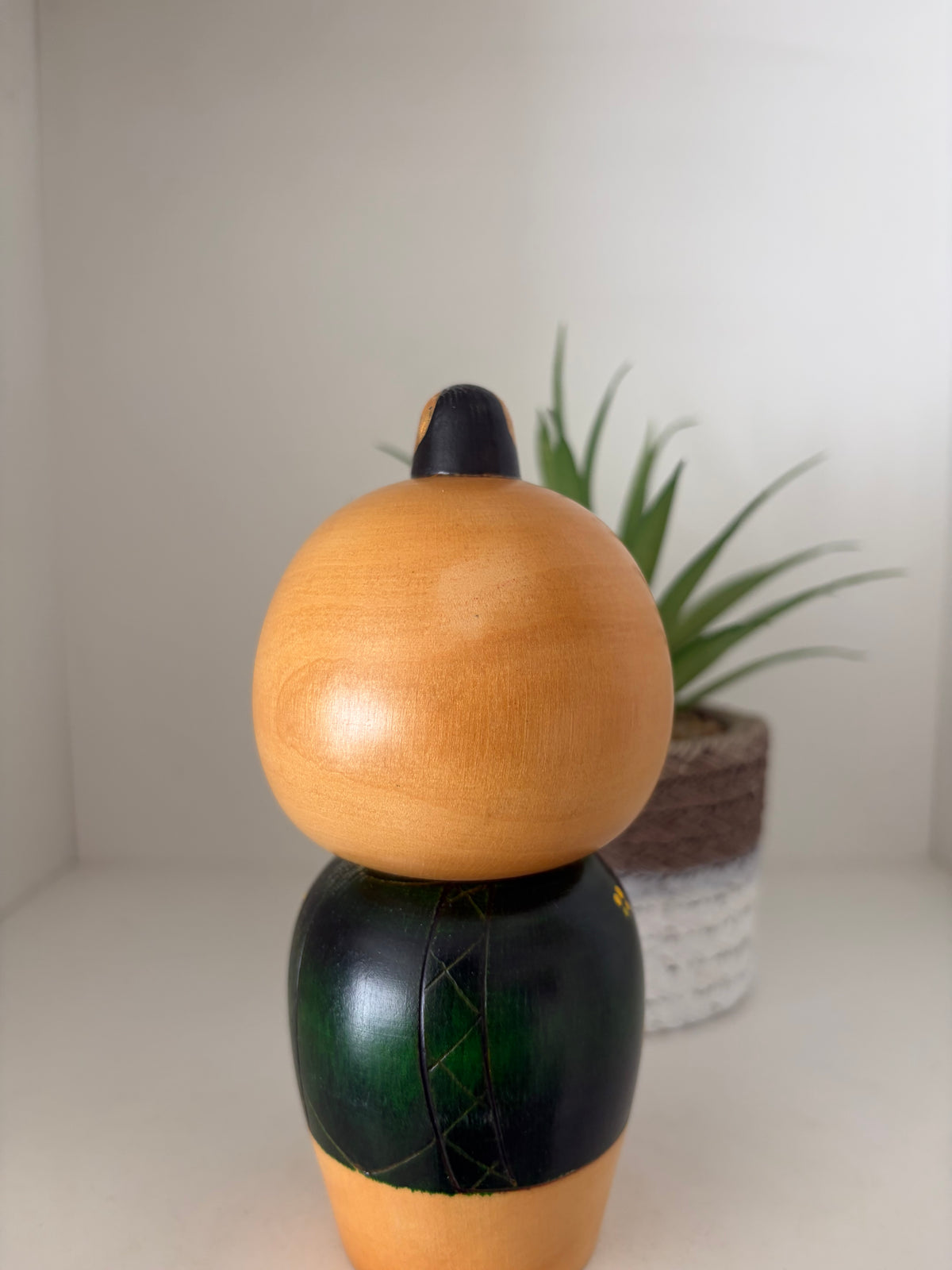 Rare Vintage Sosaku kokeshi by Toa Sekiguchi (1942-)
