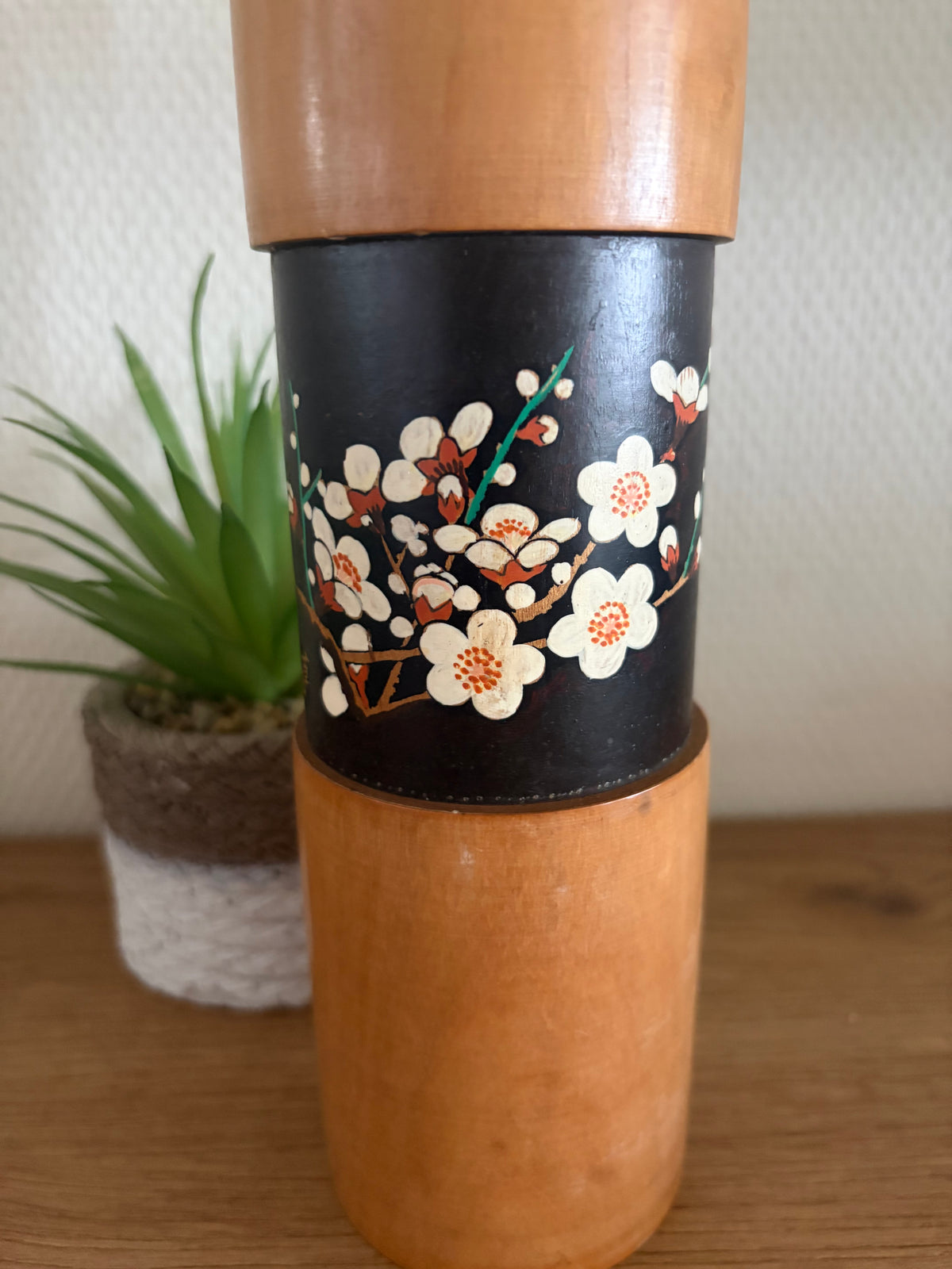 Vintage Gumma kokeshi by Sogen Departement store - Big version