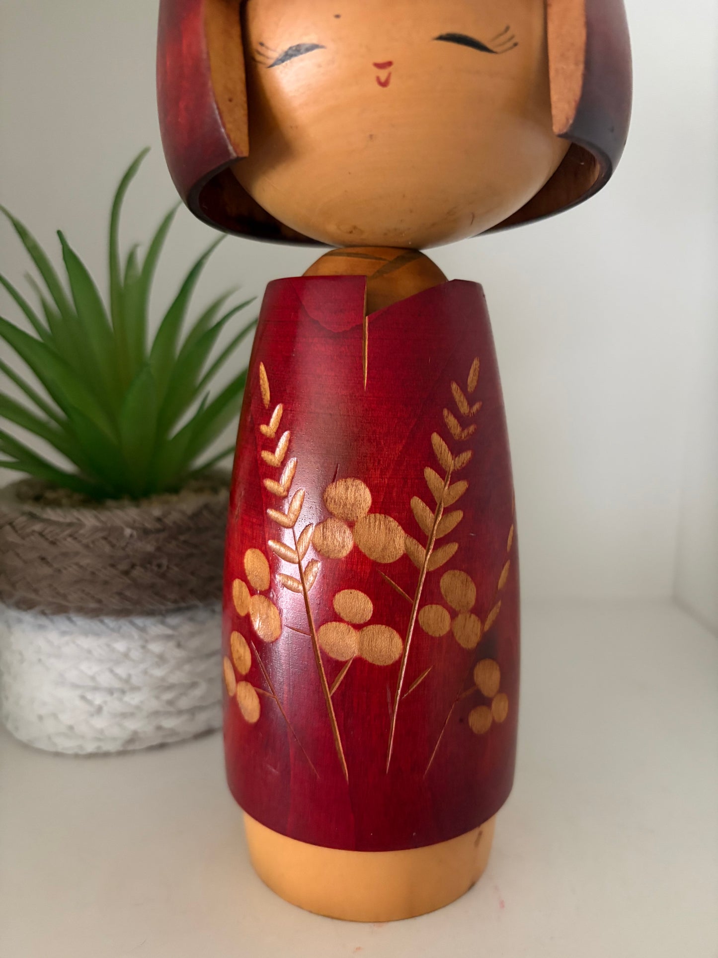 Vintage Sosaku kokeshi by Fujikawa Masae (1942-2015)