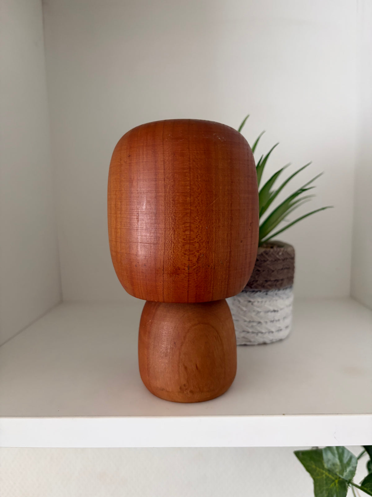 Rare Vintage Sosaku kokeshi by Takeda Daisuke