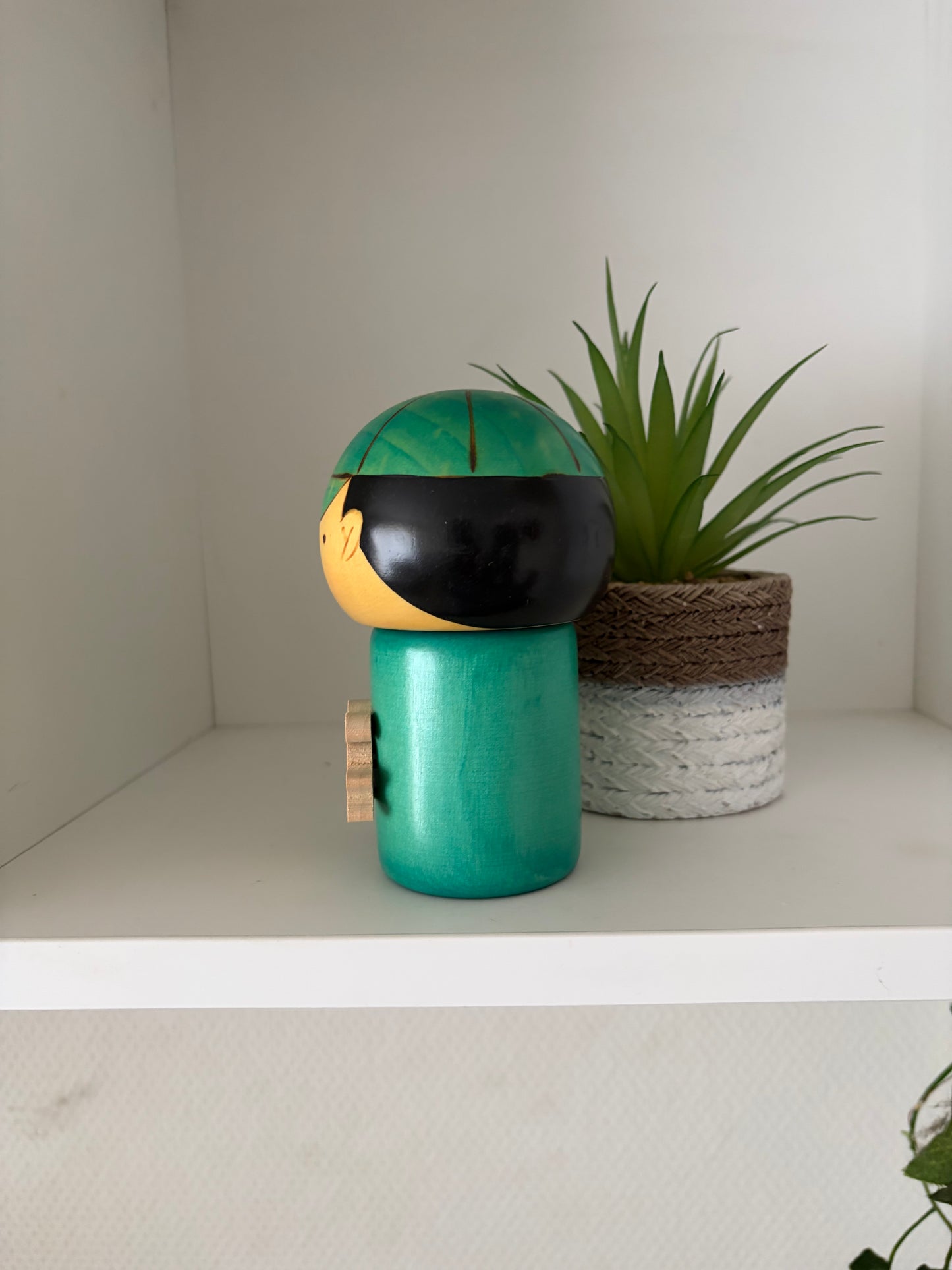 Rare vintage sosaku kokeshi by Usaburo