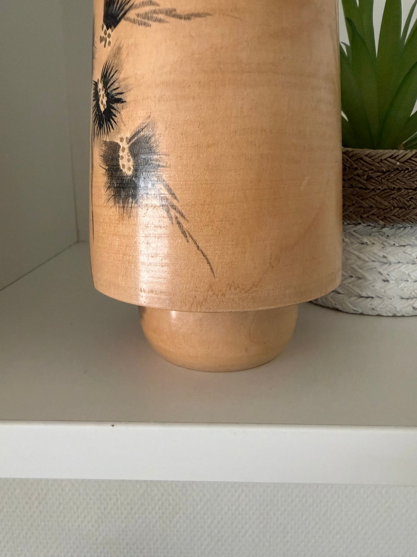 Vintage Sosaku kokeshi by Hajime with drum