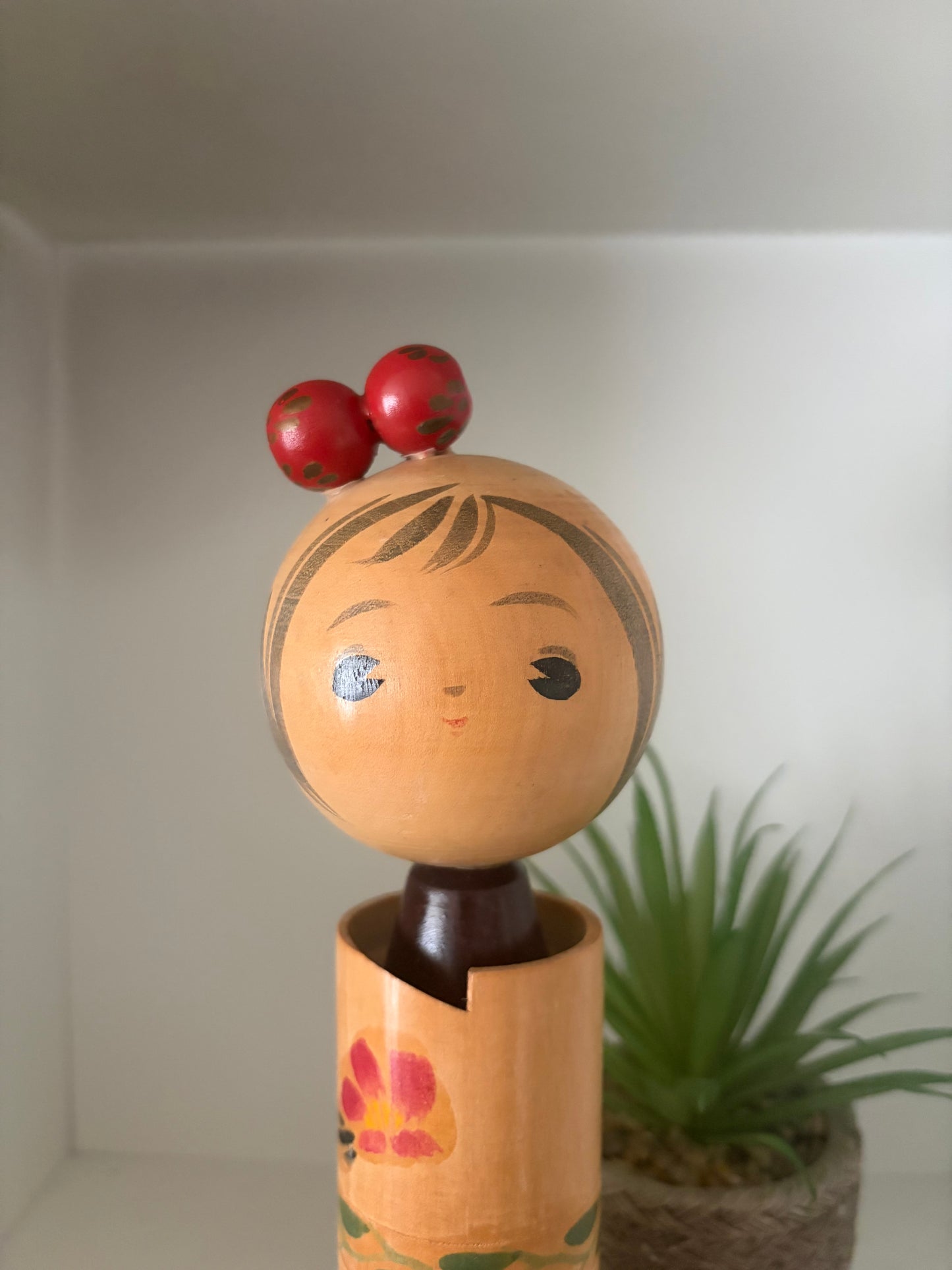 Vintage Sosaku kokeshi by Hosaka Torao