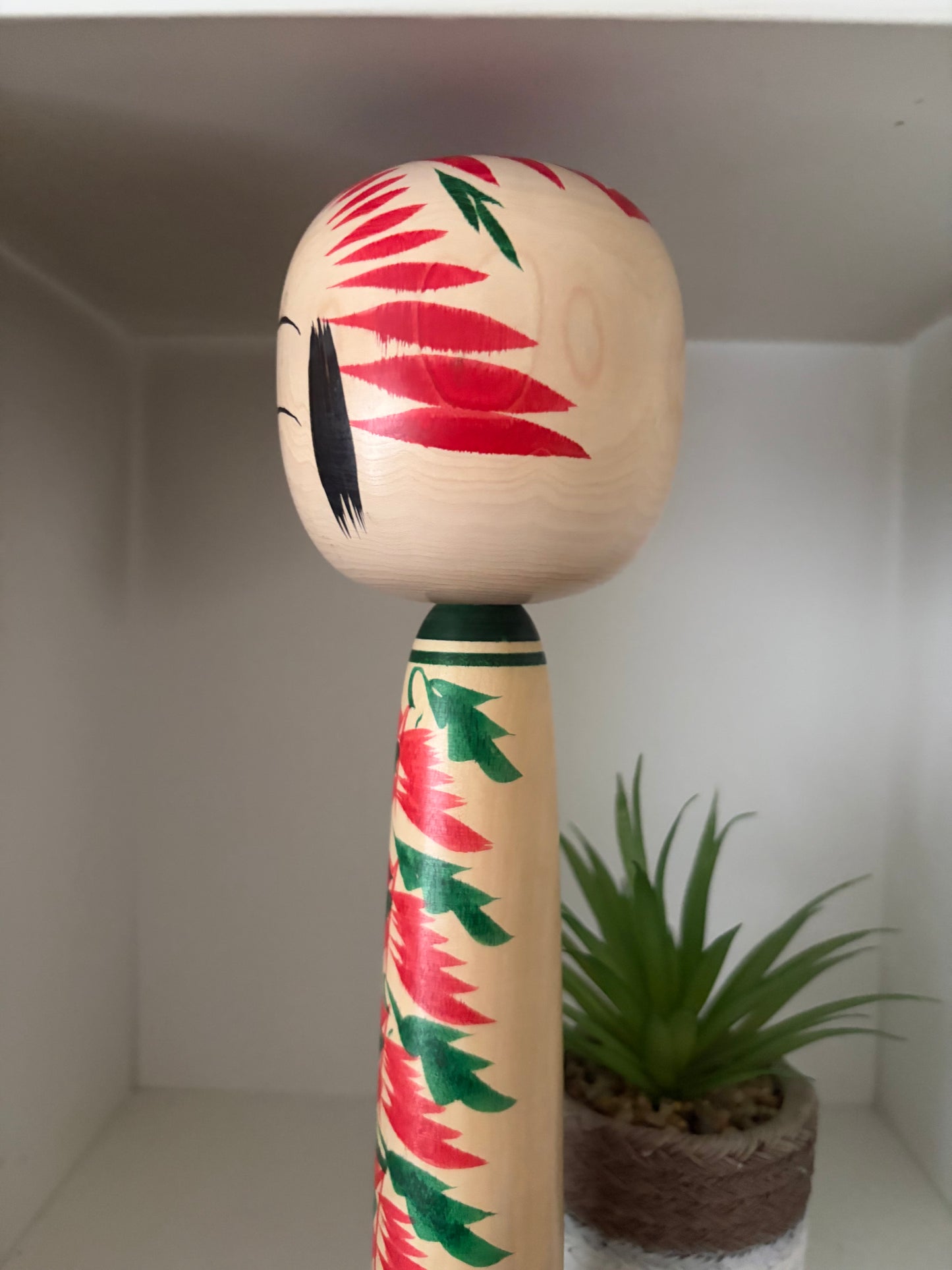 Lovely vintage traditional Togatta kokeshi by Teruo Sato (1919-)