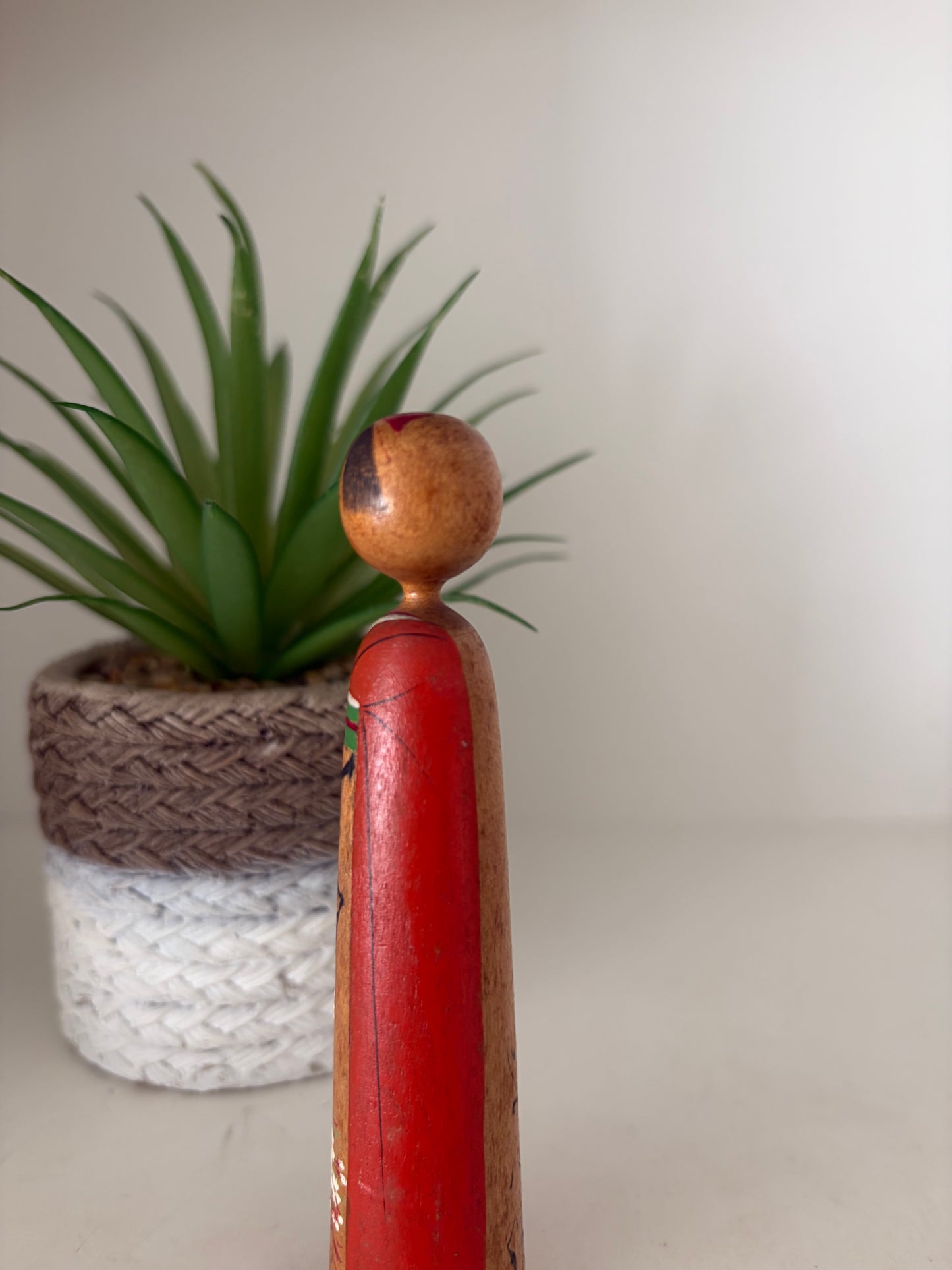 Exclusive Kijiyama kokeshi made by Takano Yohachi (1907-1994)