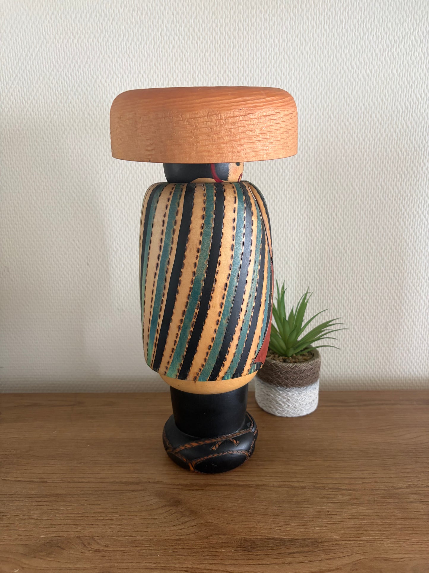 Exclusive vintage Gumma kokeshi by Inosuke Kobayashi (1931-)