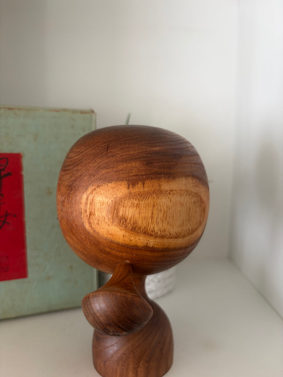Exclusive Sosaku kokeshi by Hideo Ishihara (1925-1999) - with original box