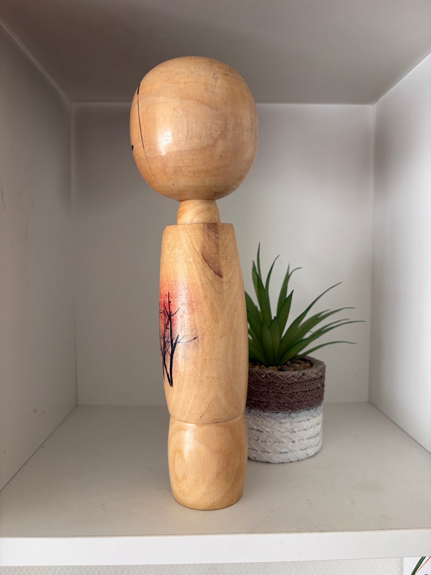 Vintage Sosaku kokeshi by Yajima Suiho (1915-)