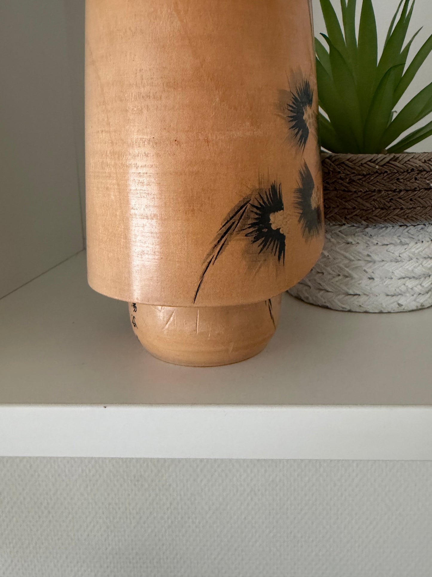 Vintage Sosaku kokeshi by Hajime with drum