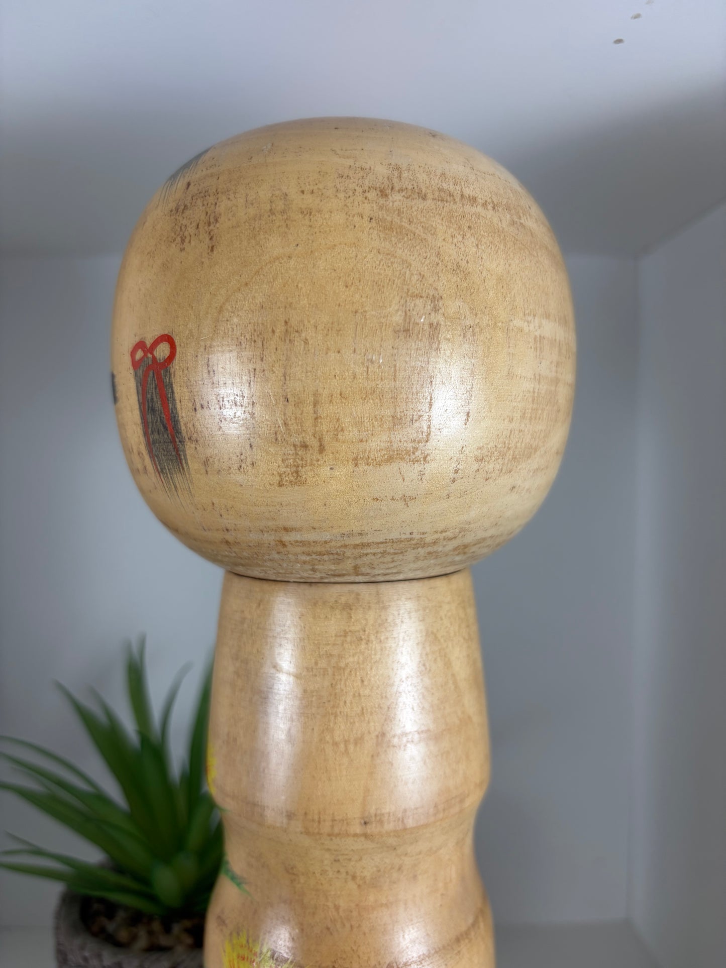 Rare vintage Sosaku kokeshi by Aida Seiho (Harumine) (1926-1998)