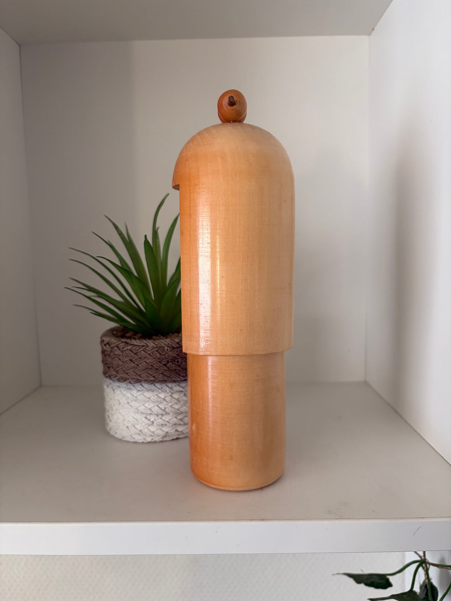 Vintage Sosaku kokeshi by Mitsuo