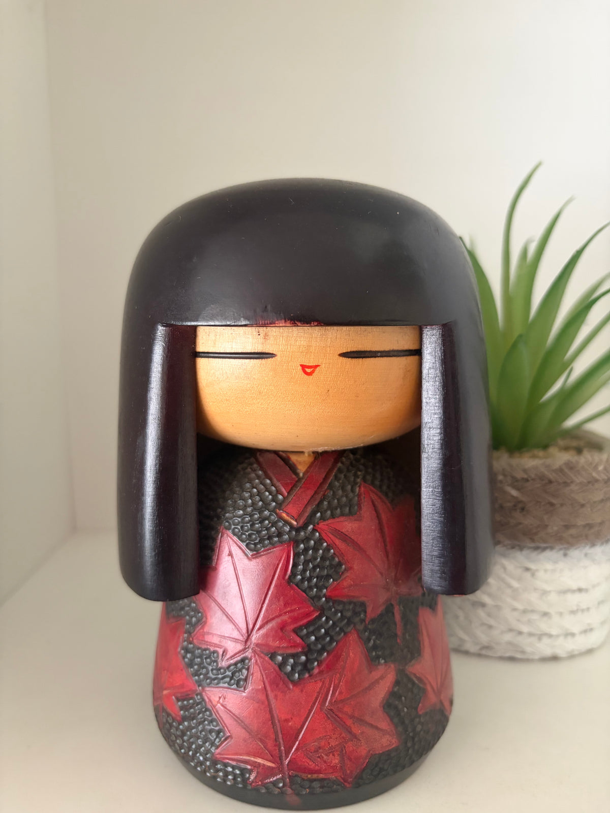 Vintage Gumma kokeshi by Sumitani Kohji