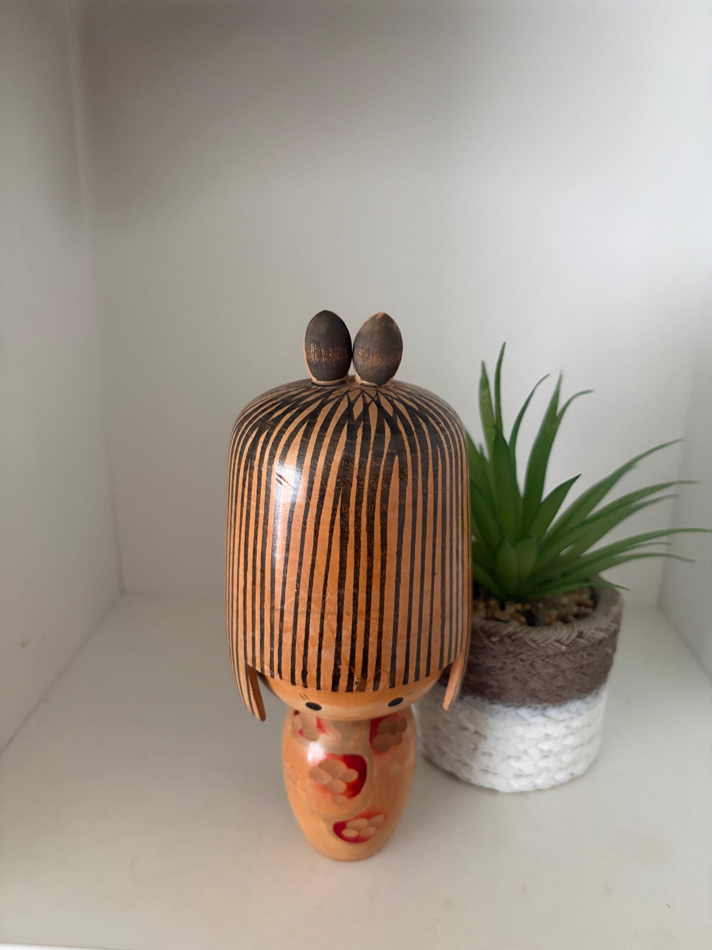 Rare vintage Sosaku kokeshi by Inosuke Kobayashi (1931-)