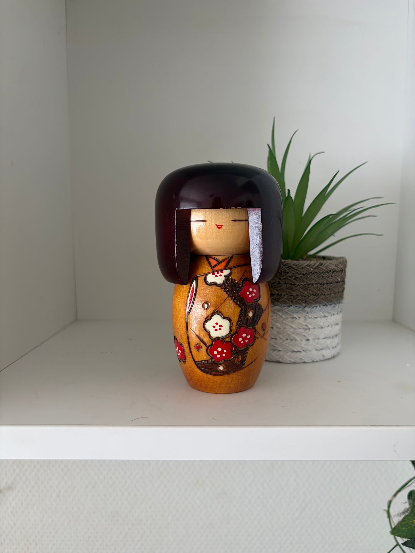 Vintage Gumma kokeshi by Sumitani Kohji