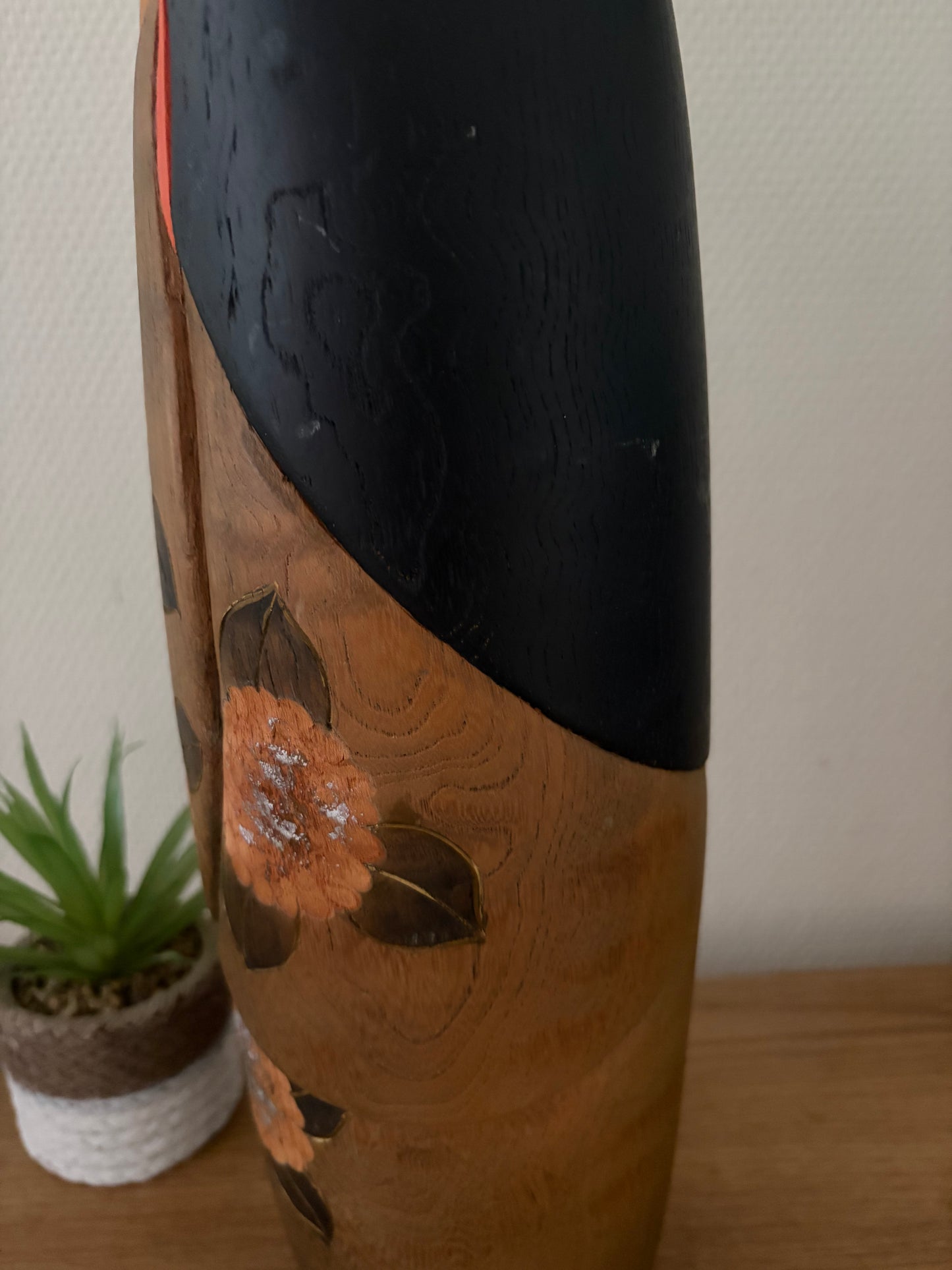 Exclusive Sosaku kokeshi by Aoki Ryoka (1931-) 41,5cm