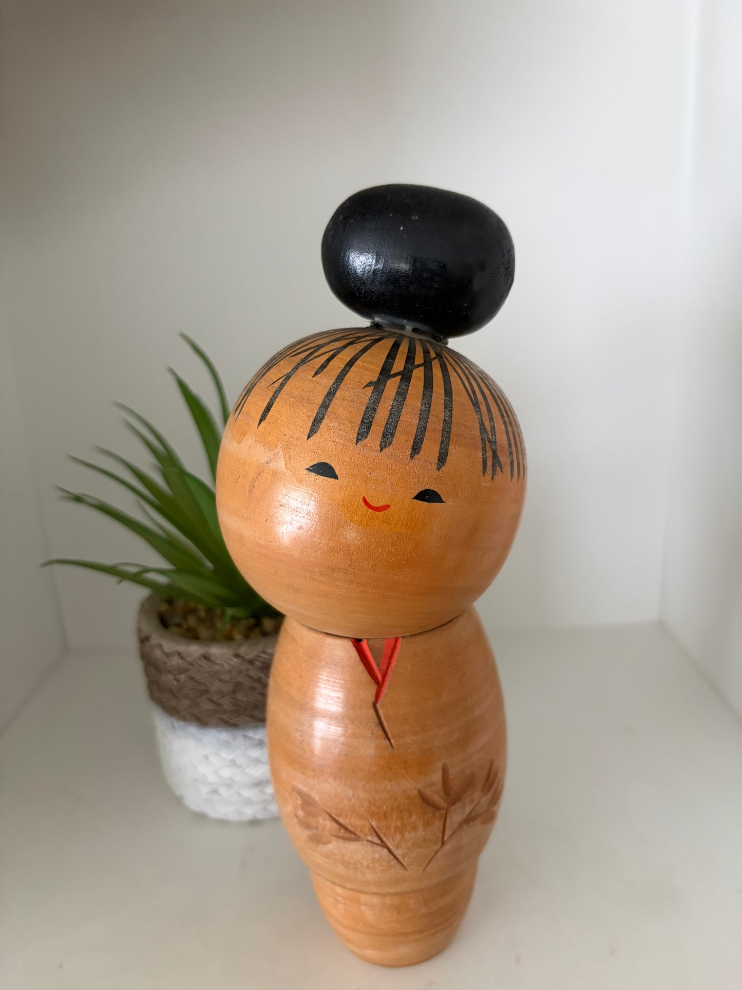 Rare vintage Sosaku kokeshi by Inosuke Kobayashi (1931-)