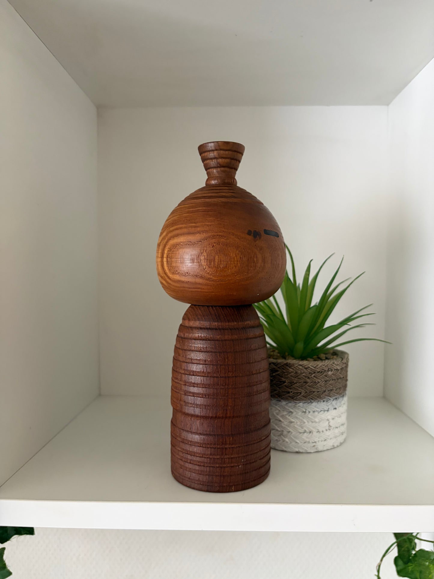 Vintage Sosaku kokeshi by Sanpei Yamanaka (1926-2012)
