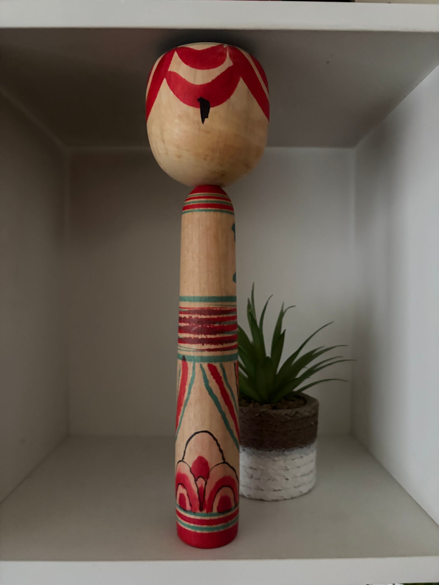 Vintage traditional Nakanosawa kokeshi by Seya Juji (1924–2004)