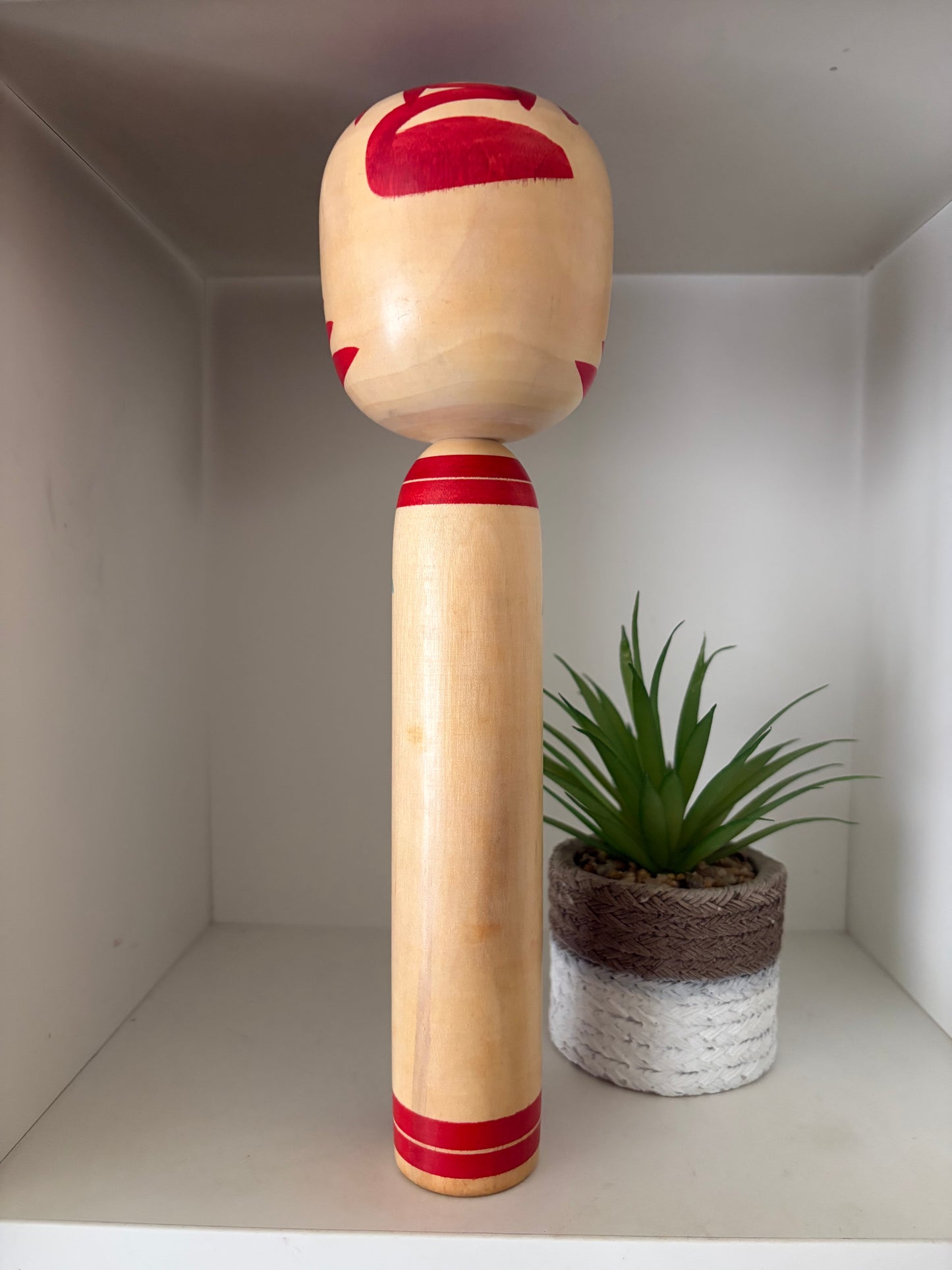 Vintage traditional Togatta kokeshi by Sakuta Takashi