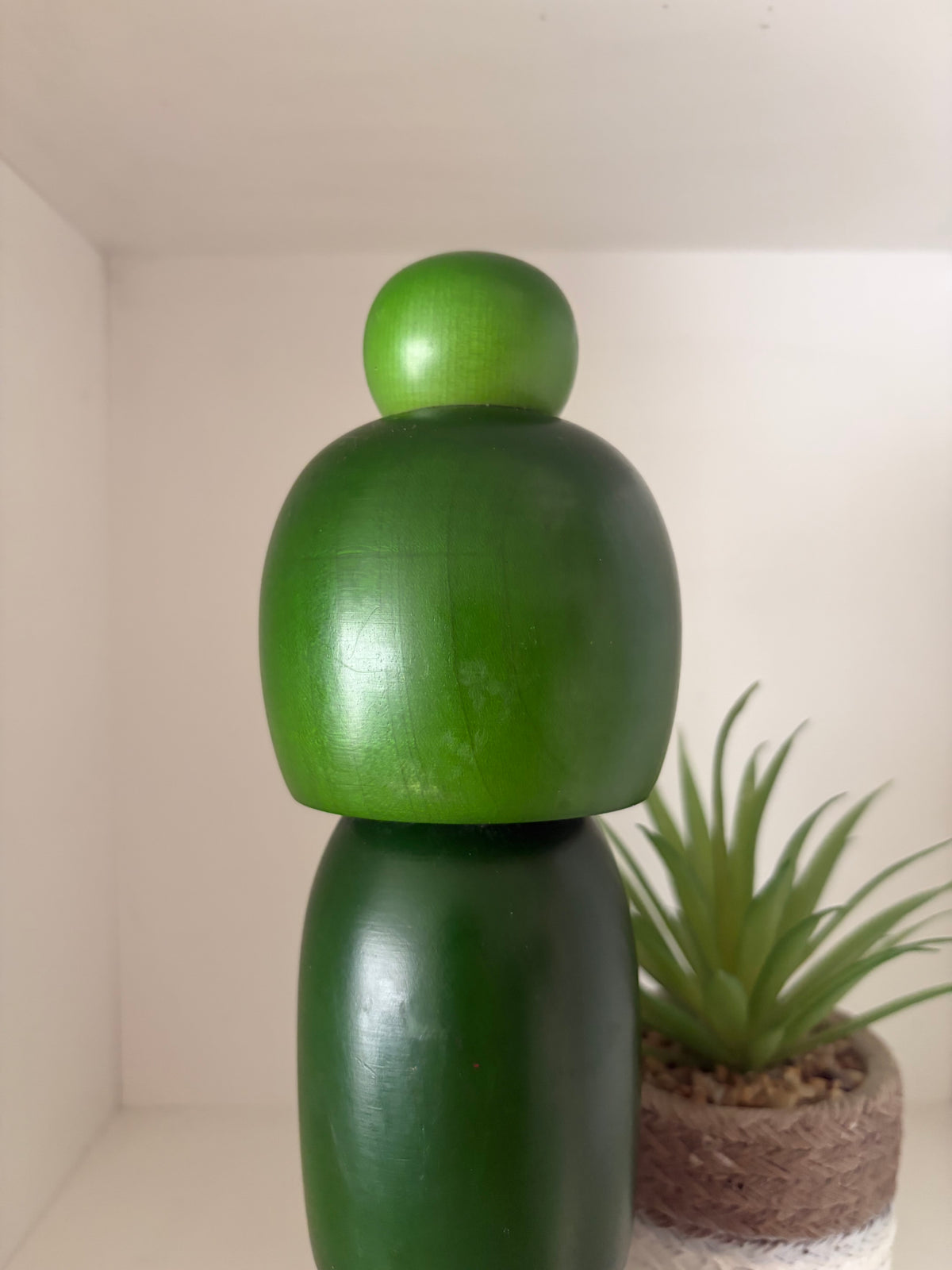 Vintage Gumma kokeshi by Hajime Miyashita (1940-)