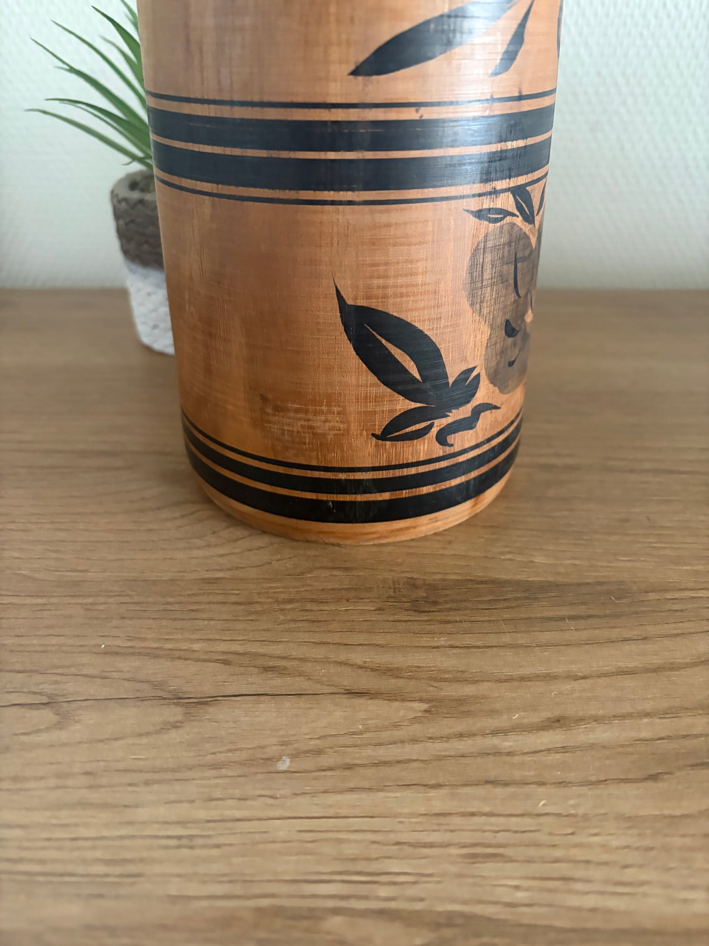 Big and heavy vintage Monochrome Togatta kokeshi by Sato Tadashi