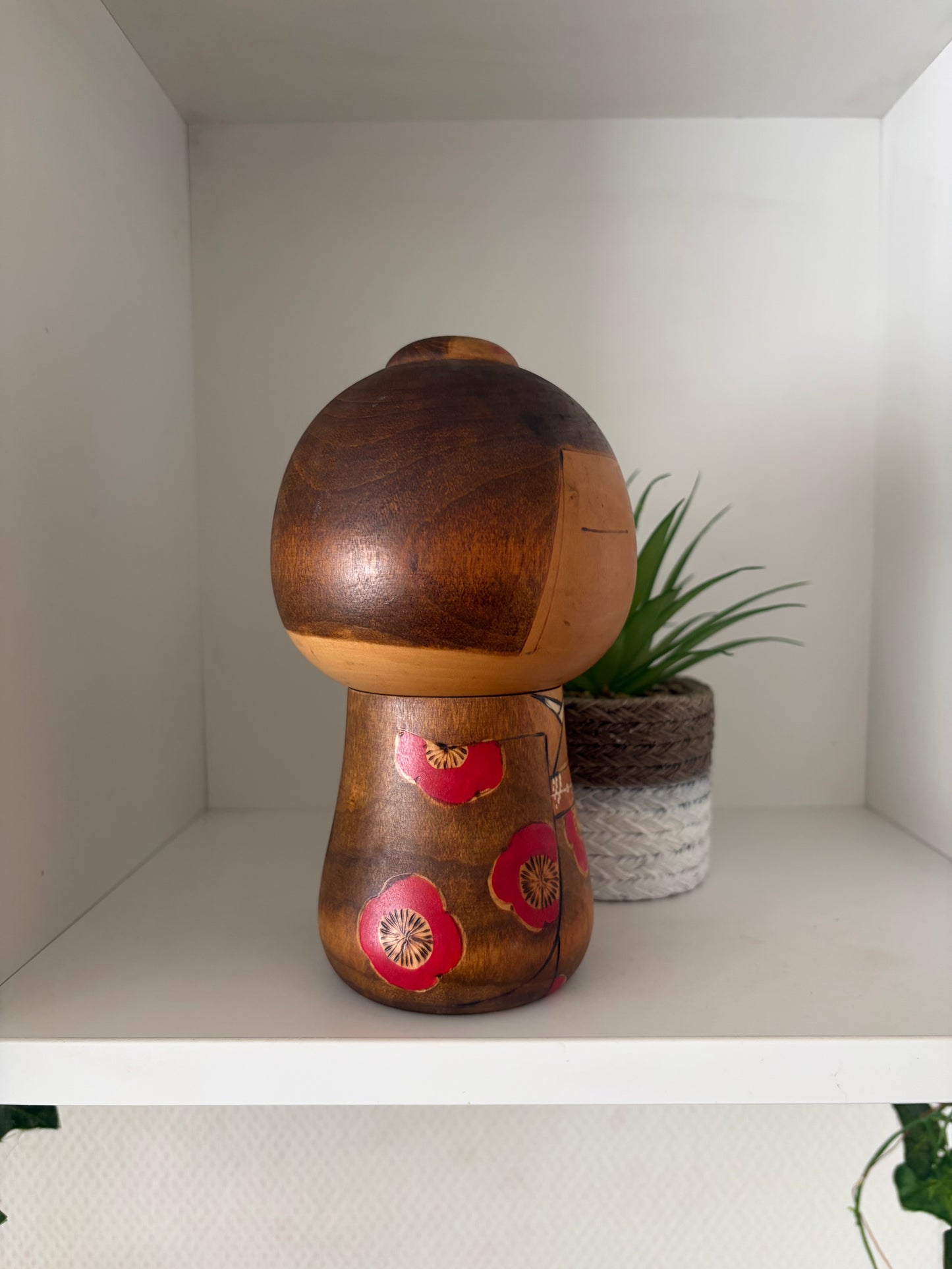 Rare vintage Sosaku kokeshi by Toa Sekiguchi (1942-)