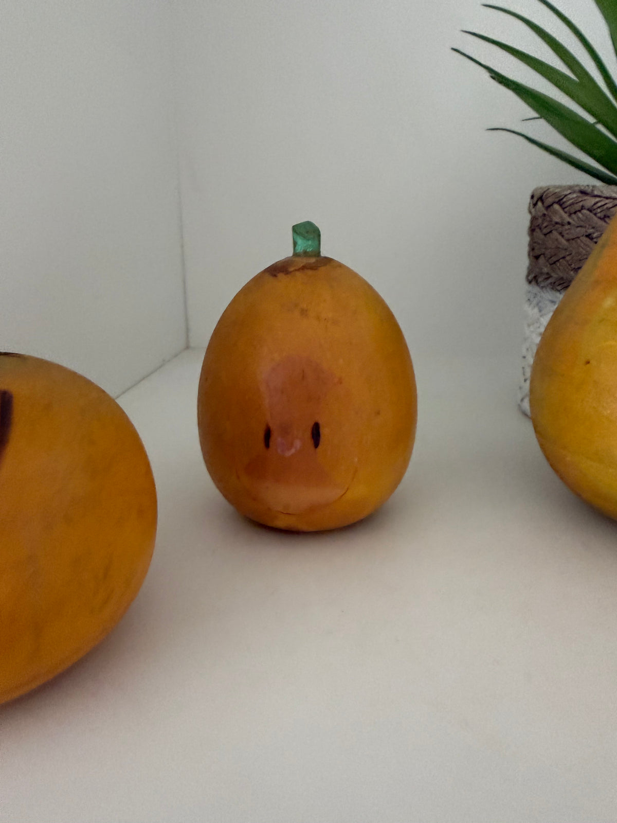 Rare vintage set of mixed fruits kokeshi by Hiroe Fukushima