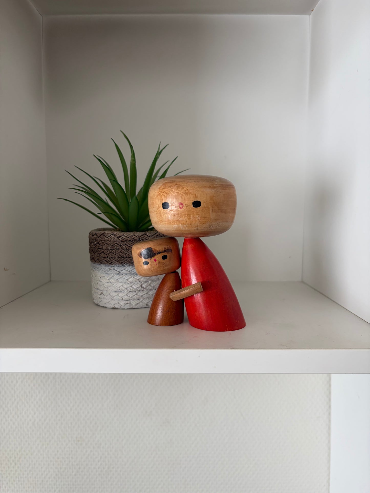 Exclusive Rare Vintage Creative Kokeshi by renowned artisan Ikuyoshi Yokozuka - Mother and child