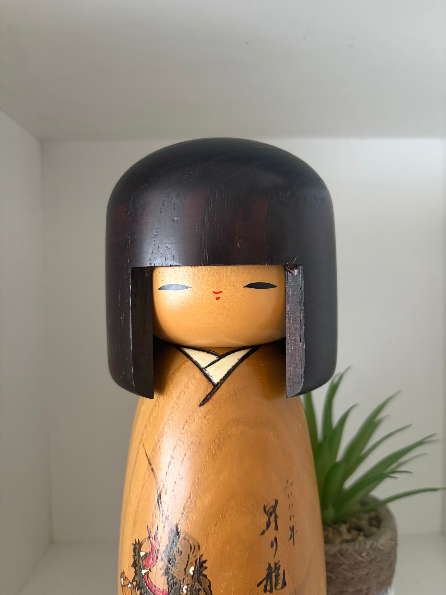 Vintage Gumma kokeshi by Usaburo