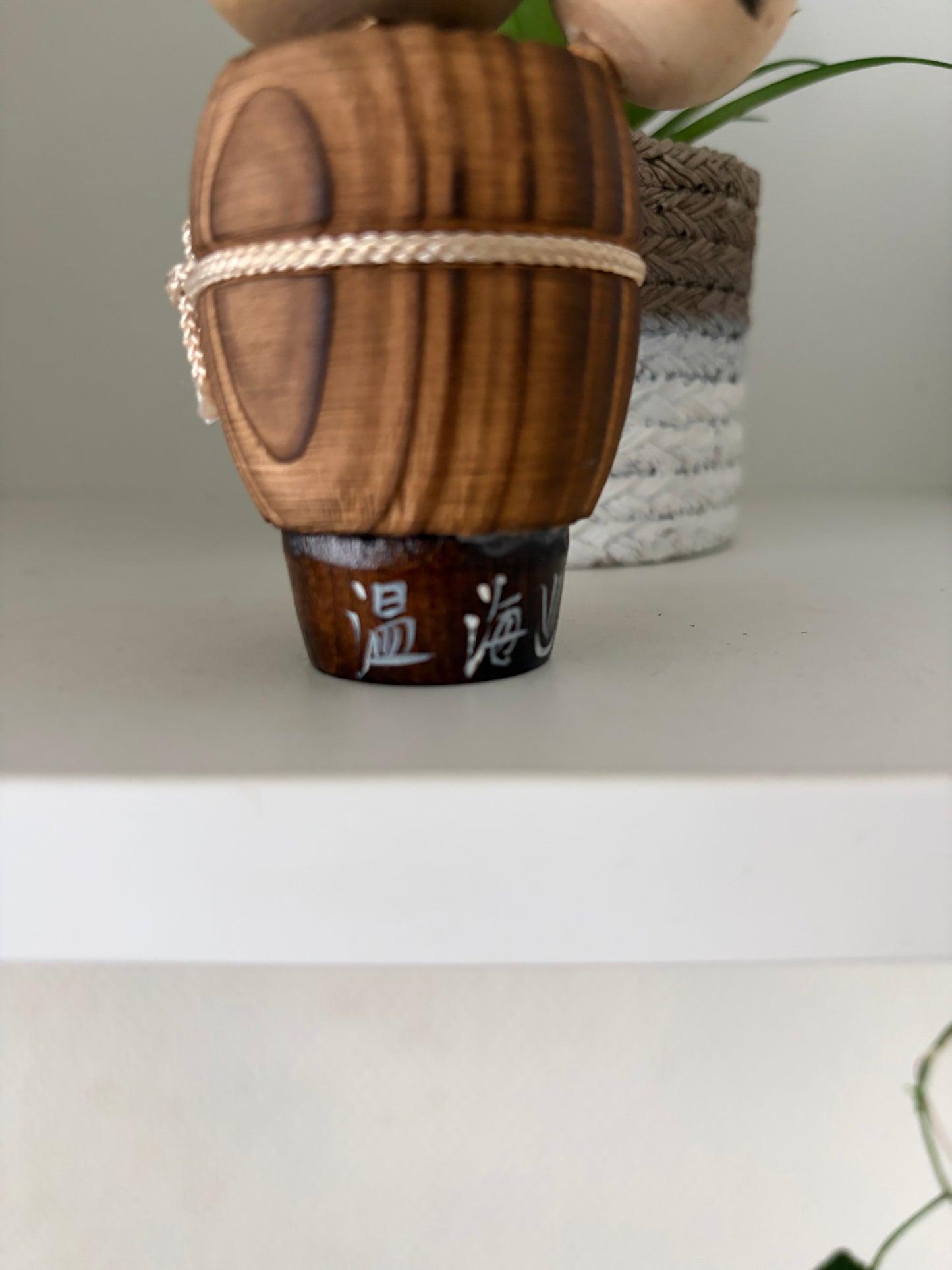 Vintage sosaku kokeshi mother and child.