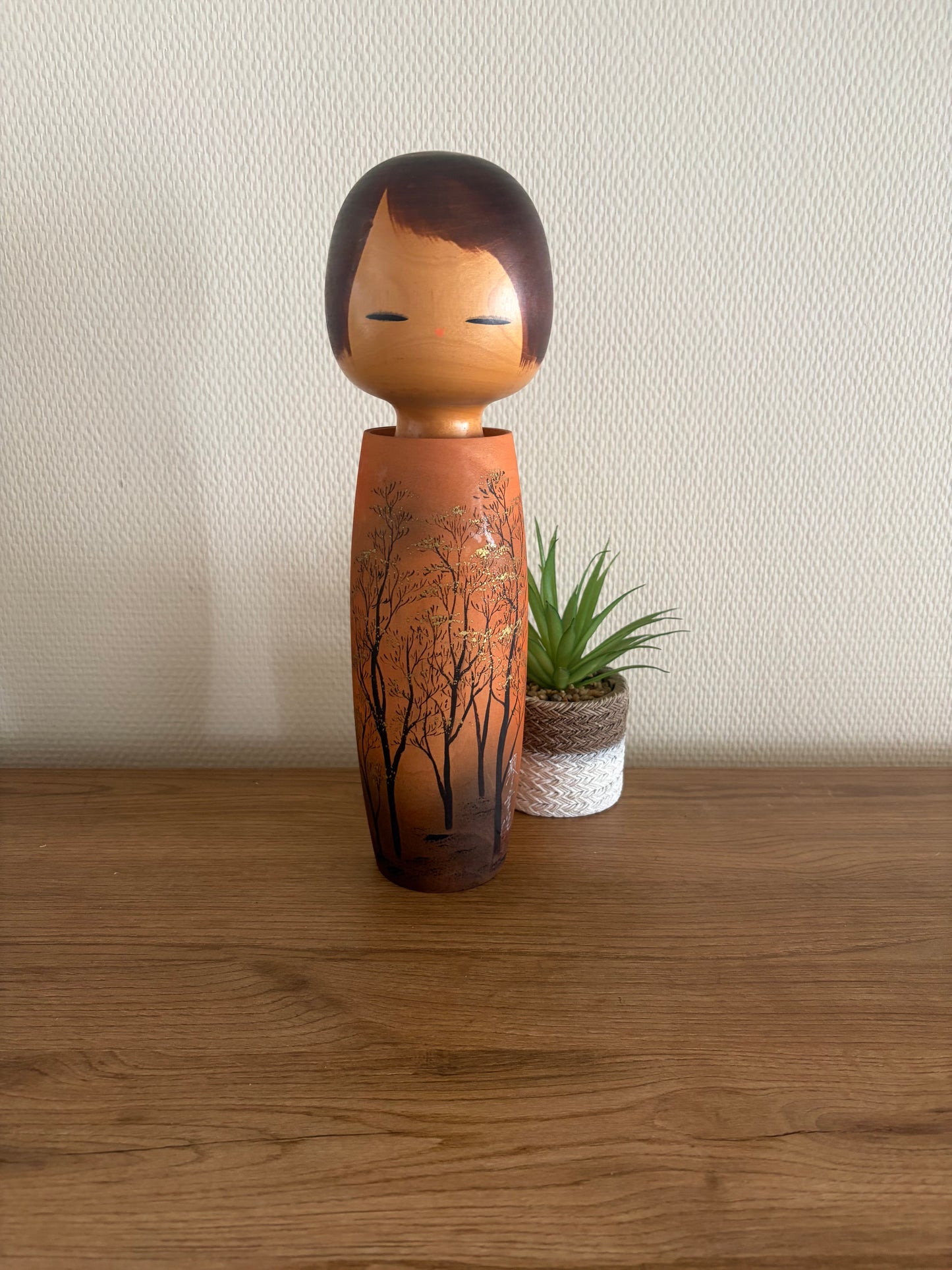Exclusive vintage Sosaku kokeshi by Aoki Ryoka (1931-)