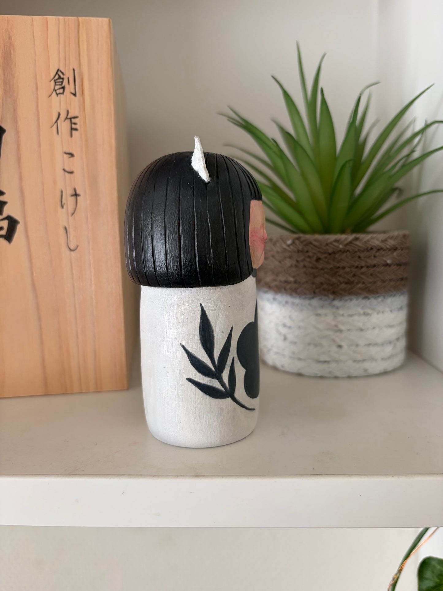 Exclusive one off a kind kokeshi by Nagisa Hirano!