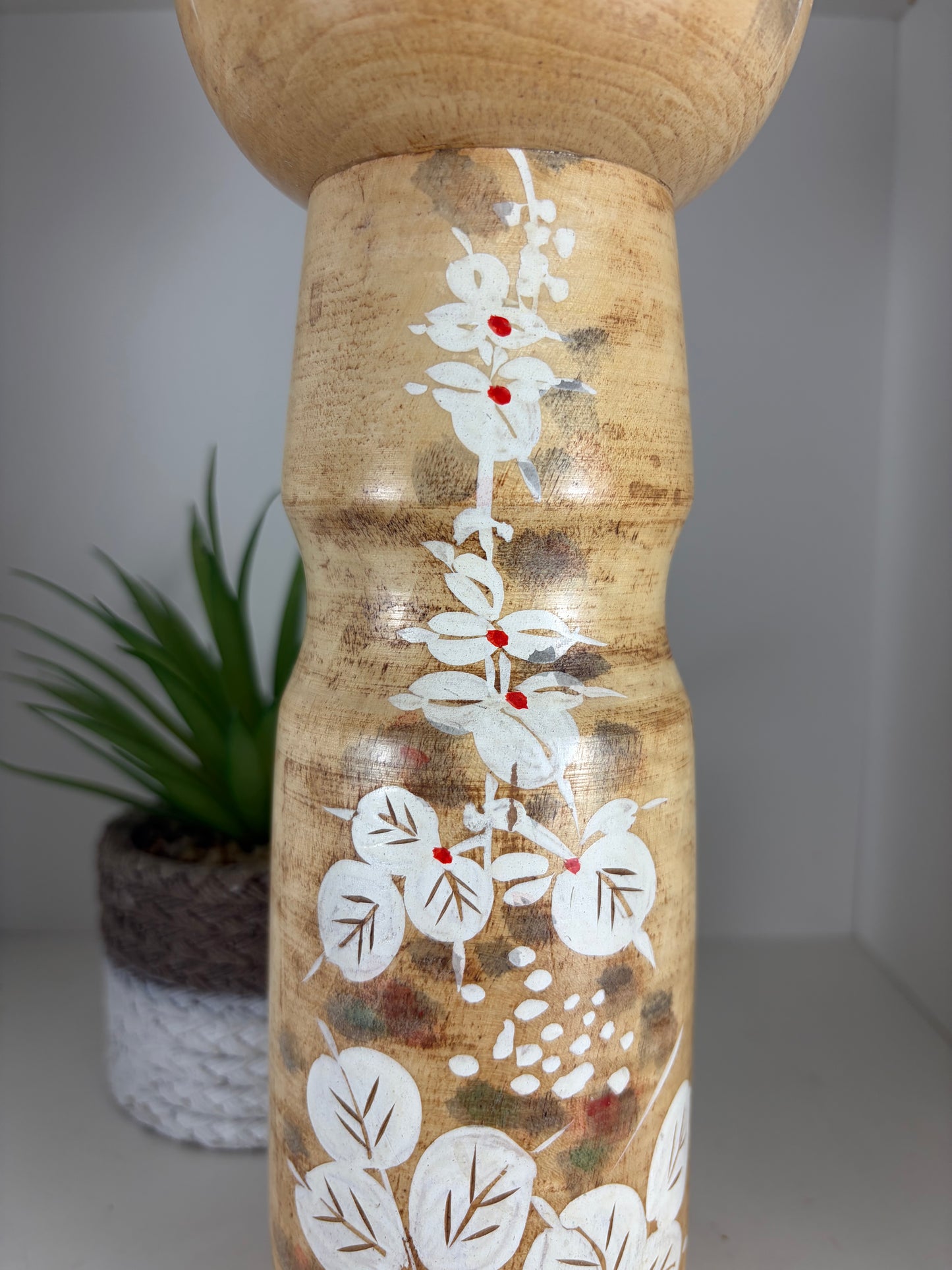 Rare vintage Sosaku kokeshi by Aida Seiho (Harumine) (1926-1998)