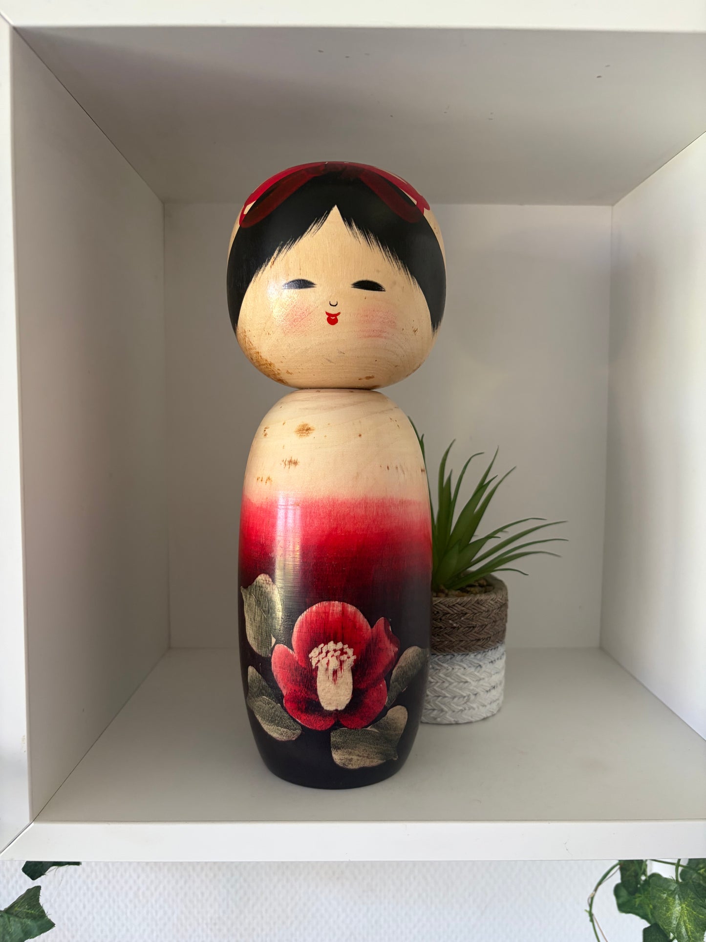 Vintage Sosaku kokeshi by Sato Kouson