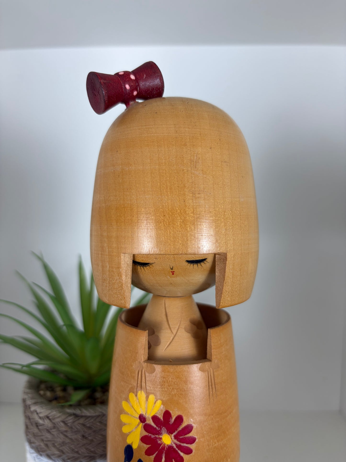 Vintage Gumma kokeshi by Kunio Miyagawa (1933-)