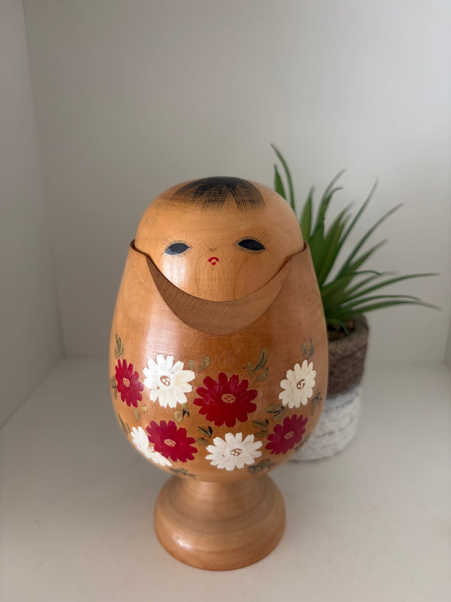 Vintage Sosaku kokeshi by Izumi Morijiro
