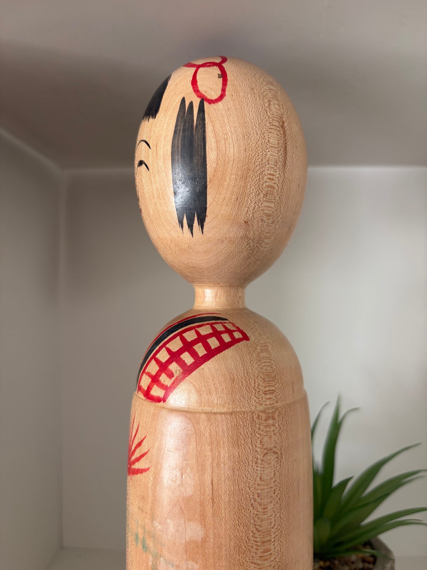 Vintage traditional Kijiyama kokeshi by Onodera Shigeichi