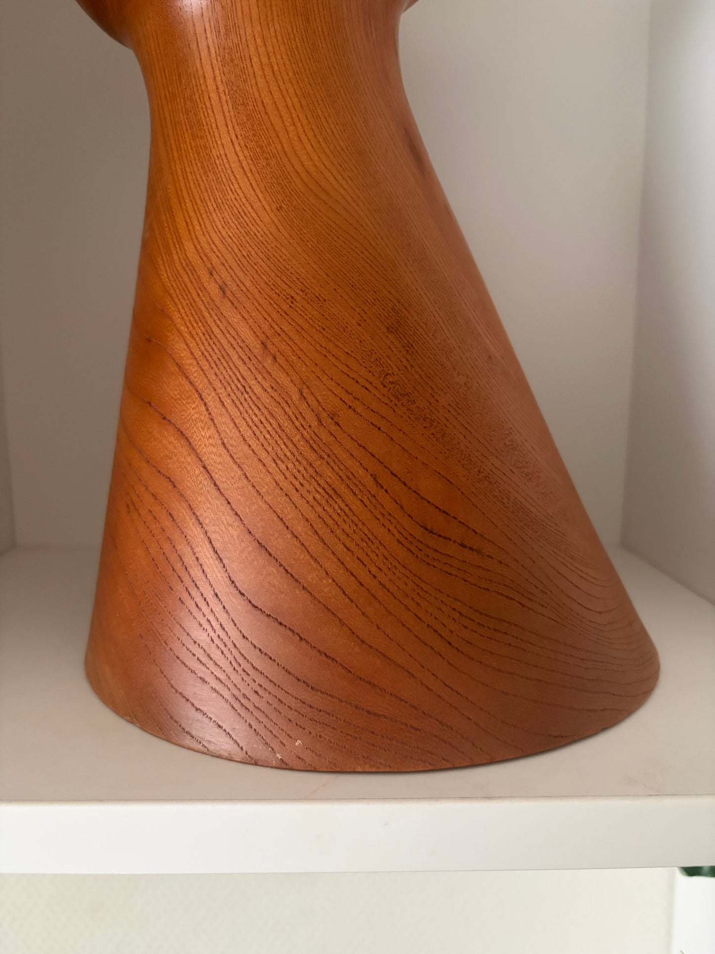Exclusive Vintage Sosaku kokeshi by Aoki Ryoka (1931-) She is dated 1983