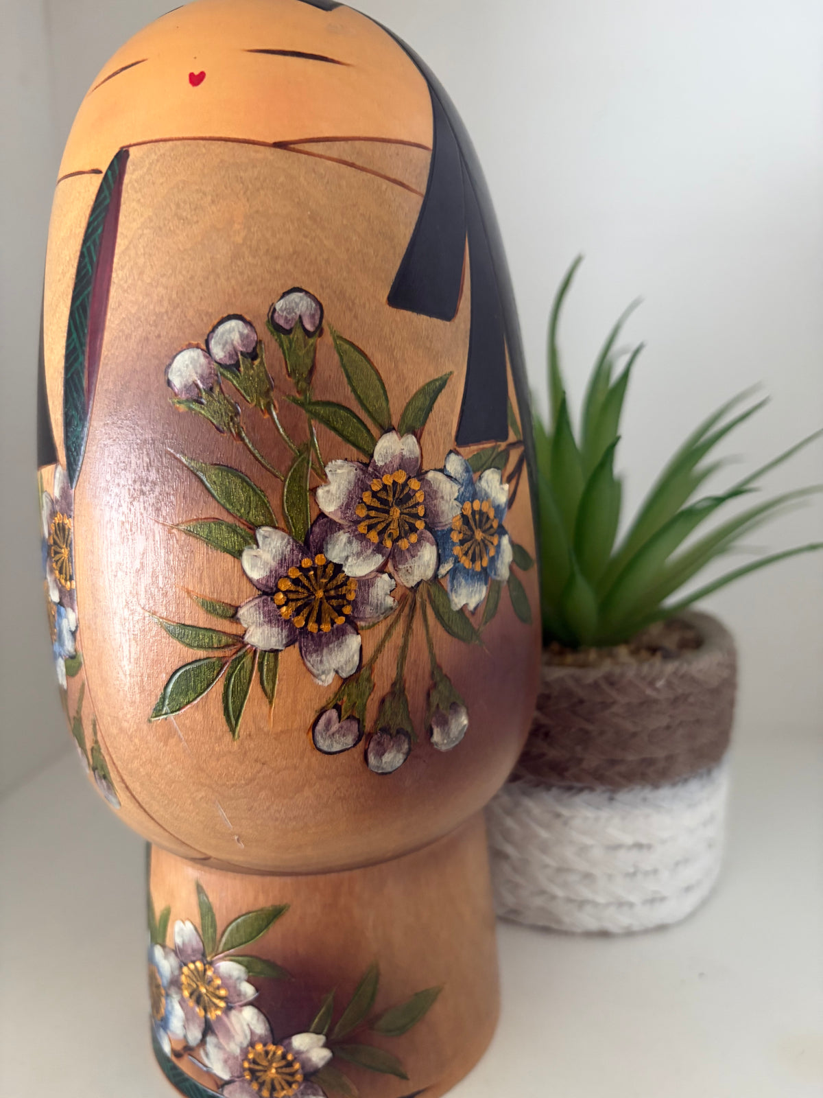 Rare vintage Sosaku kokeshi by Sato Suigai (1920-)