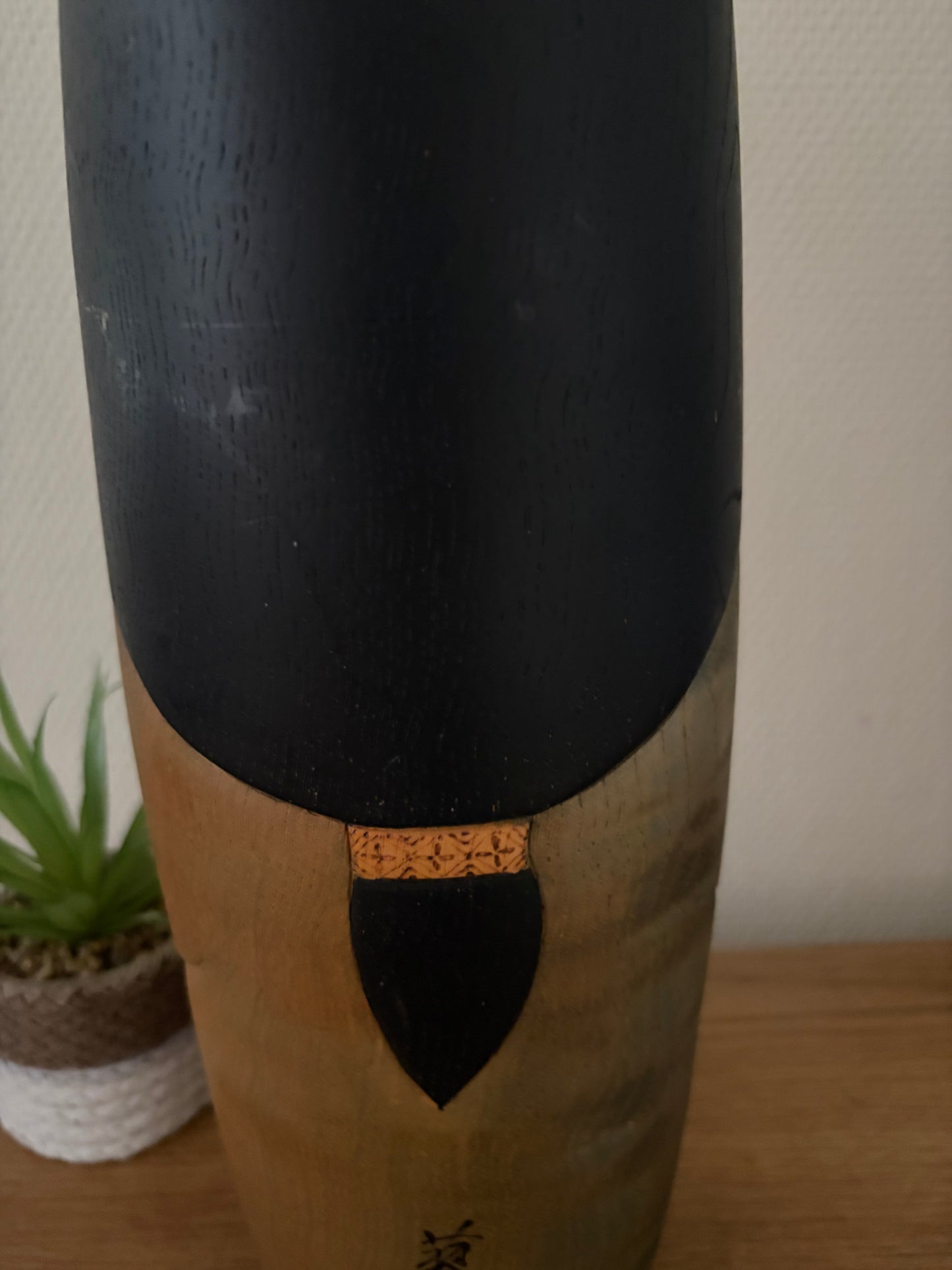 Exclusive Sosaku kokeshi by Aoki Ryoka (1931-) 41,5cm