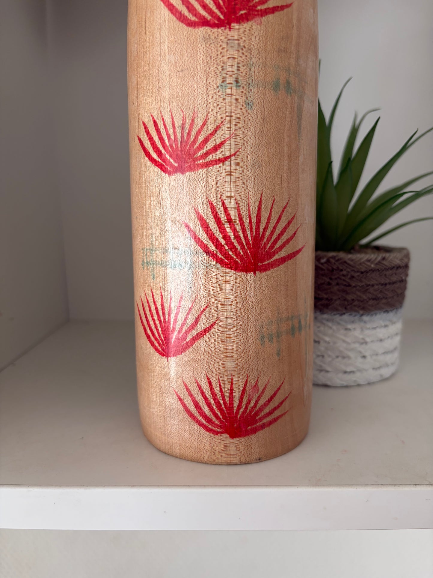 Vintage traditional Kijiyama kokeshi by Onodera Shigeichi