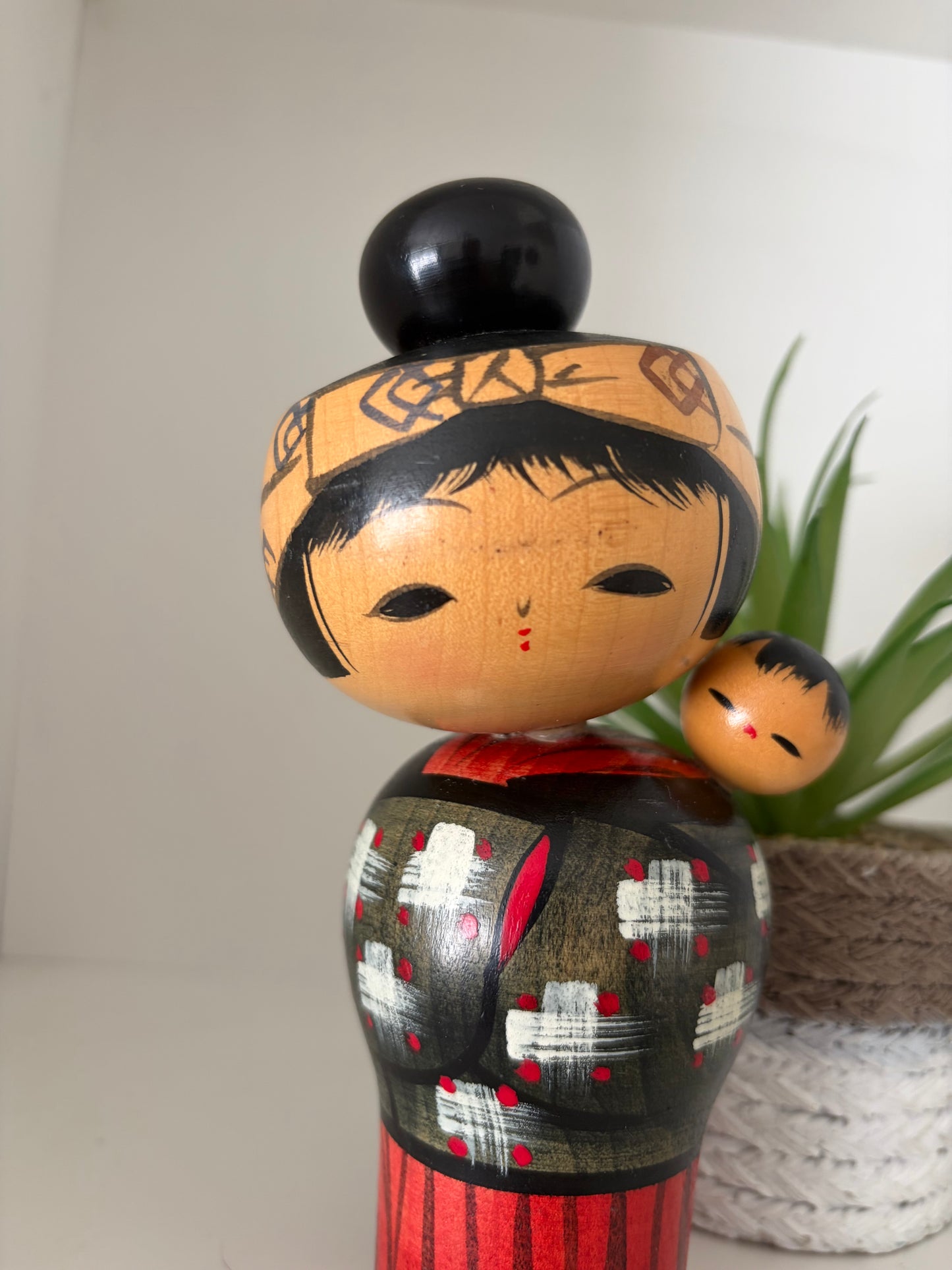 Vintage Creative kokeshi by Hajime Miyashita(1940-)