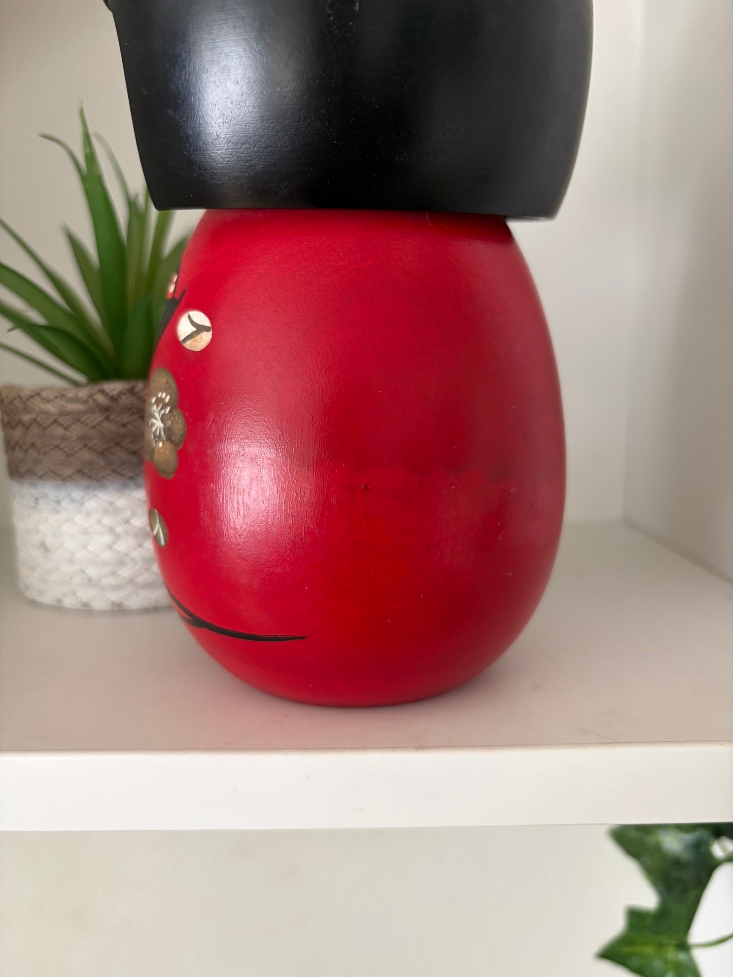 Vintage chunky Gumma kokeshi by Hajime Miyashita (1940-)