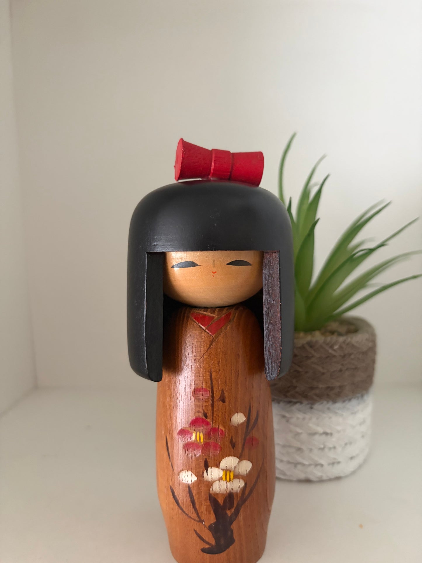 Vintage Gumma Kokeshi by Miyagawa Kunio (1933-)