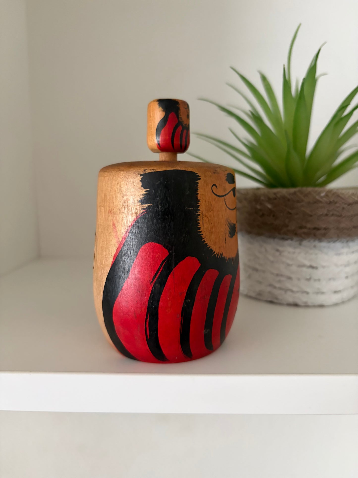 Vintage Daruma kokeshi by Toku