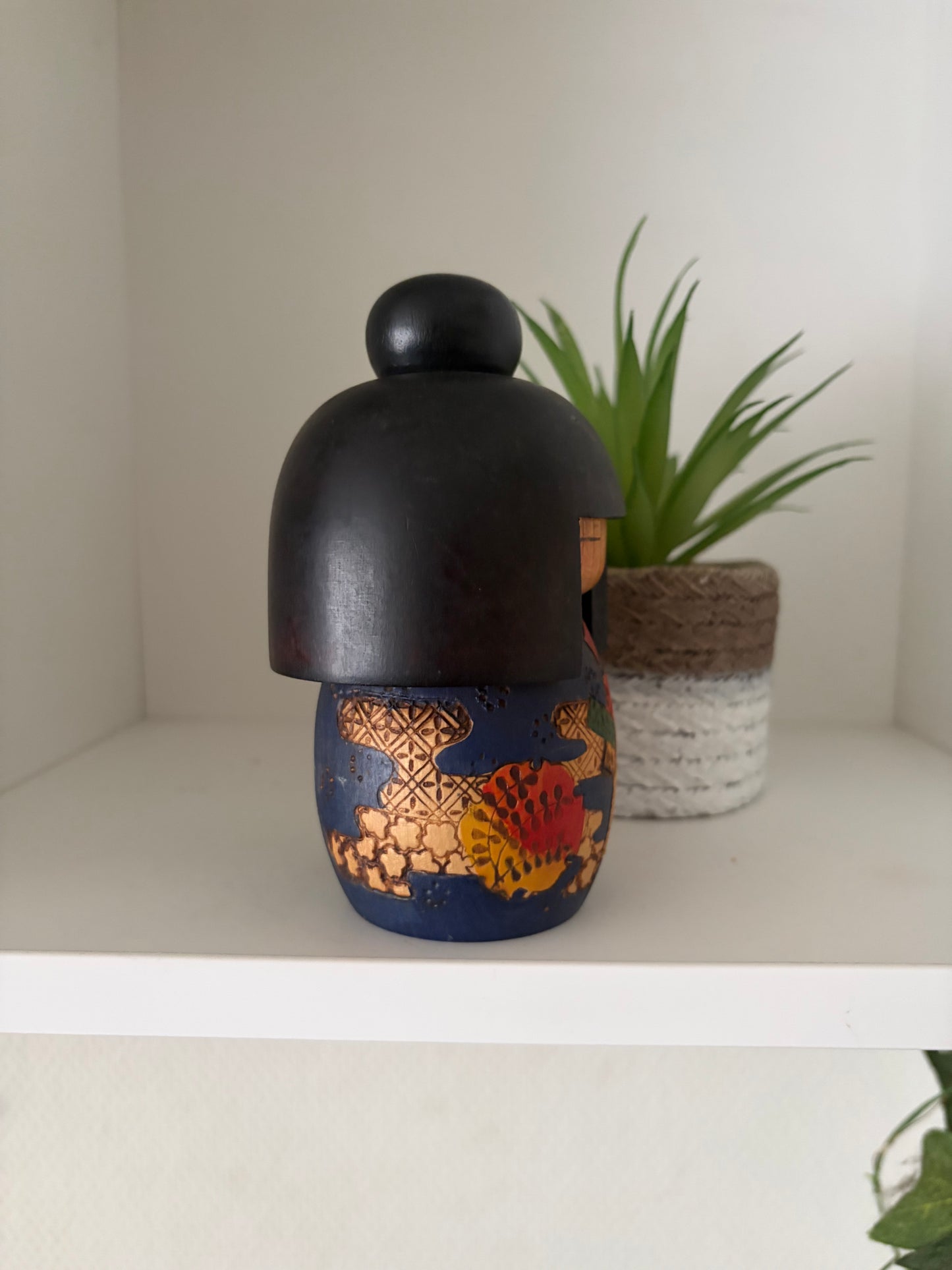Vintage Gumma kokeshi made by Kazuo Takamizawa (1927-)