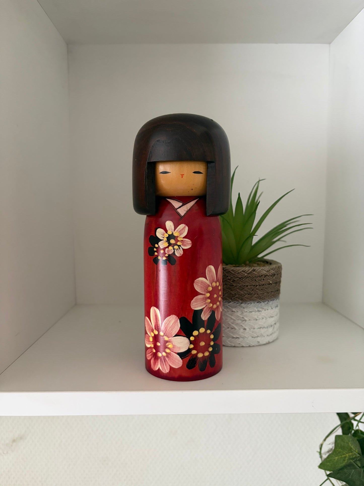 Vintage Gumma kokeshi by Usaburo