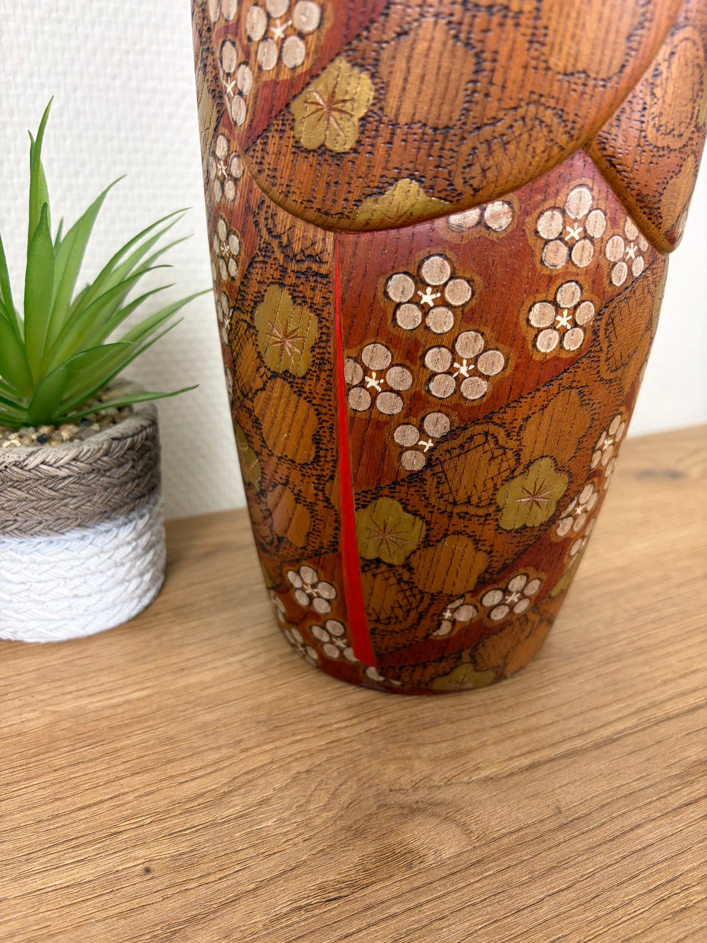 Exclusive vintage kokeshi by Miyagawa Kunio (1933-)